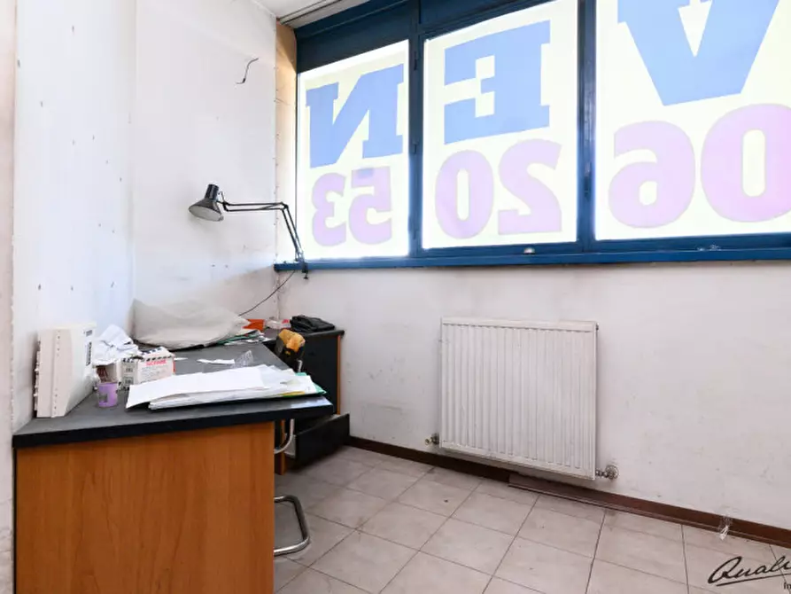 Immagine 22 di Ufficio in vendita  in Via di Tor Bella Monaca a Roma