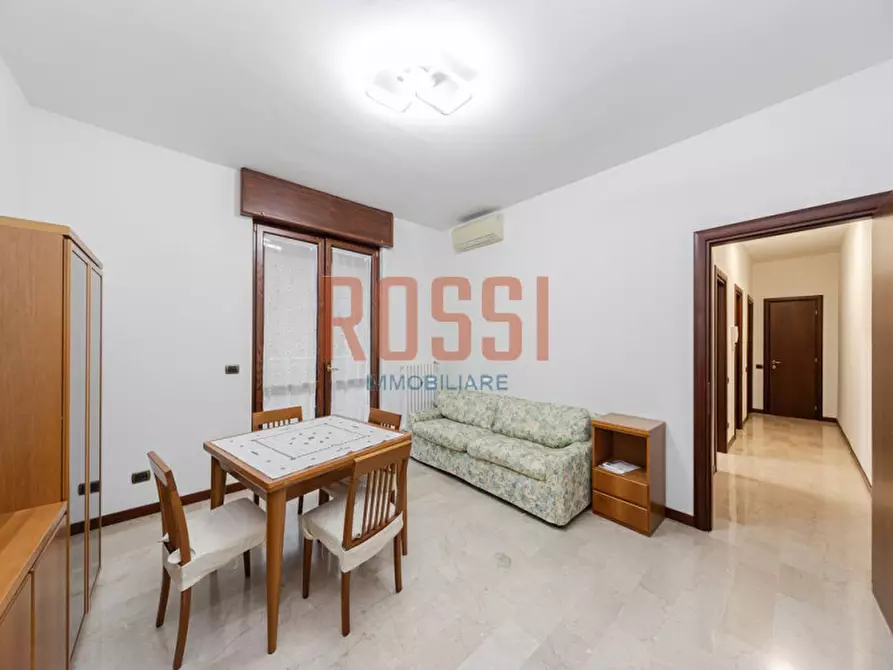 Immagine 4 di Appartamento in affitto  in PIAZZA MARTIRI DELLA LIBERTA' a Villasanta