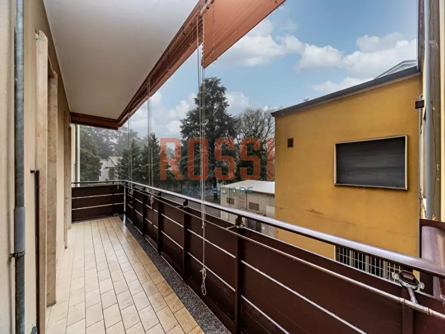 Immagine 5 di Appartamento in affitto  in PIAZZA MARTIRI DELLA LIBERTA' a Villasanta