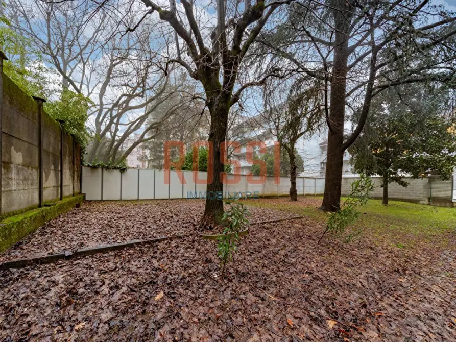 Immagine 13 di Appartamento in affitto  in PIAZZA MARTIRI DELLA LIBERTA' a Villasanta