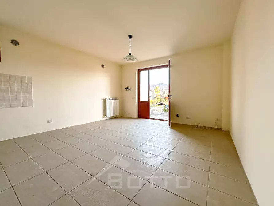 Immagine 2 di Appartamento in vendita  in Via Ducale 19 a Serravalle Sesia