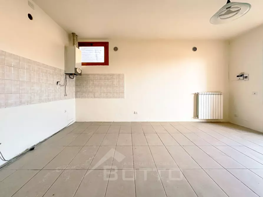 Immagine 11 di Appartamento in vendita  in Via Ducale 19 a Serravalle Sesia