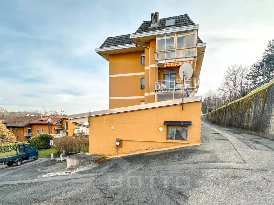 Immagine 15 di Appartamento in vendita  in Via Ducale 19 a Serravalle Sesia