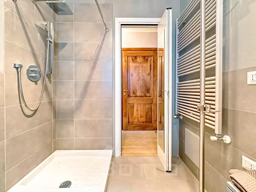 Immagine 11 di Appartamento in vendita  in Corso Vercelli 3 a Borgosesia