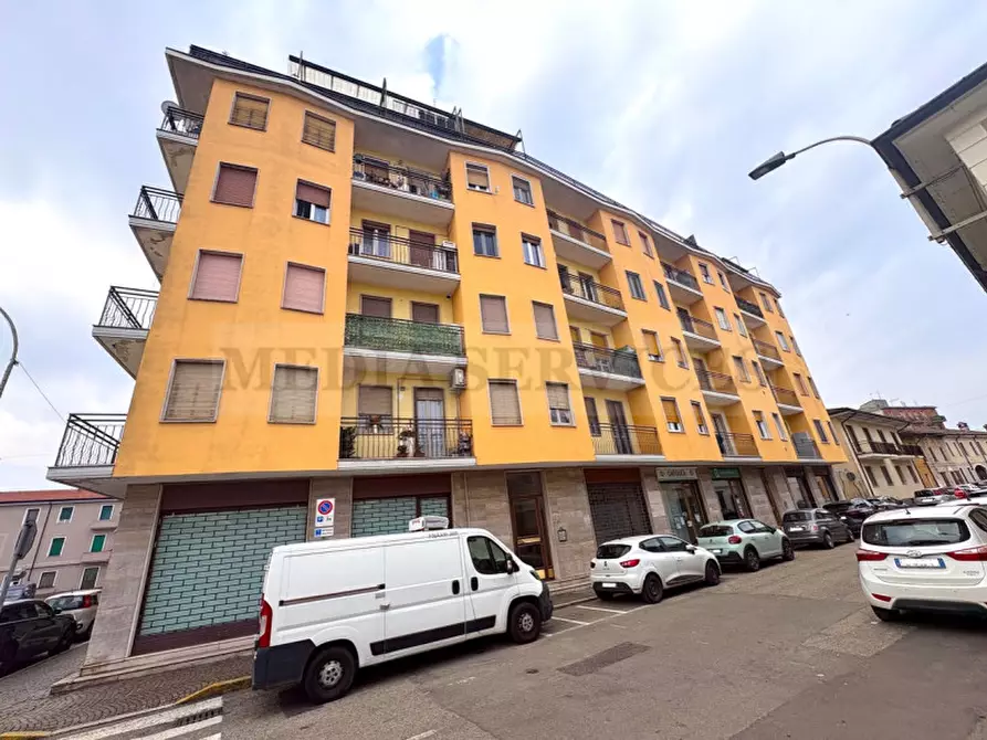 Immagine 1 di Appartamento in vendita  in via Borgonuovo n° 26 a Garlasco