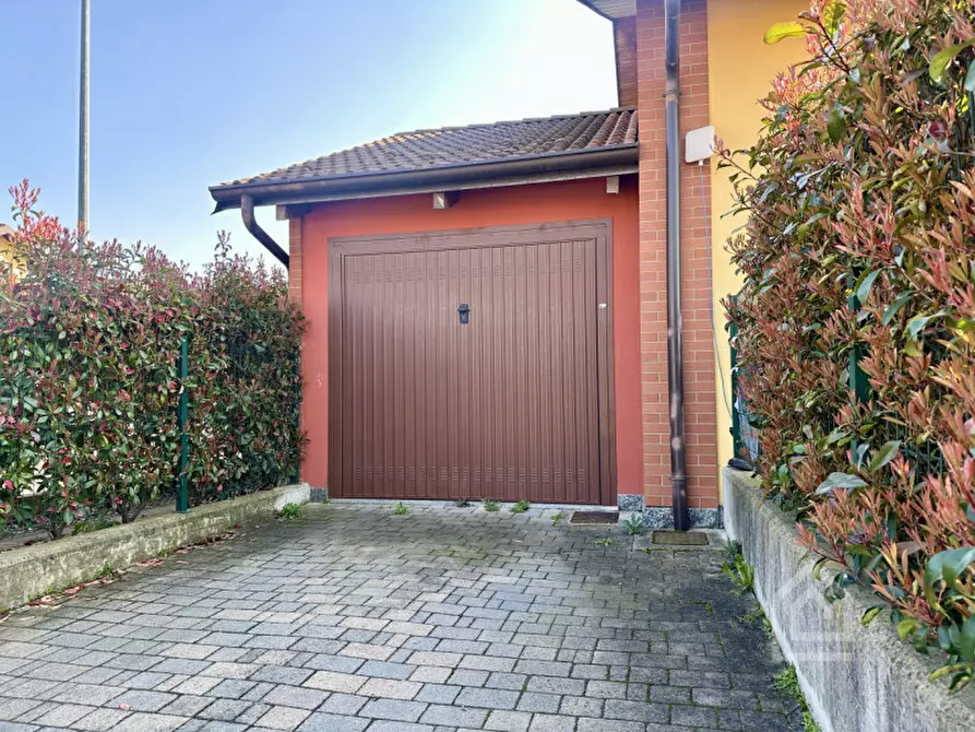 Immagine 12 di Villa in vendita  in Via San Tommaso 30 a a Chivasso