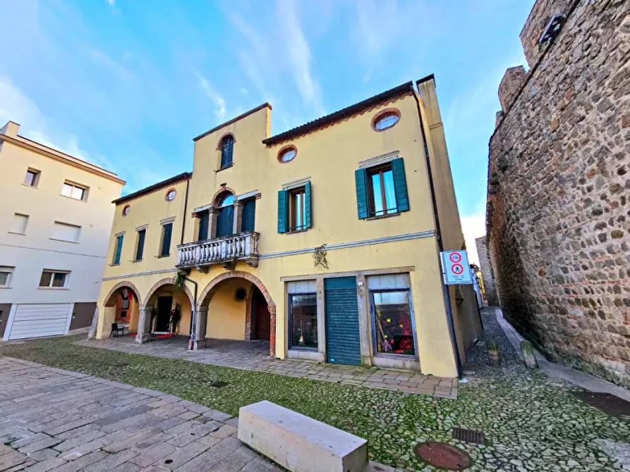 Immagine 11 di Palazzo in vendita  in PIAZZA GIUSEPPE MAZZINI a Monselice