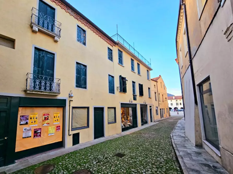 Immagine 12 di Palazzo in vendita  in PIAZZA GIUSEPPE MAZZINI a Monselice