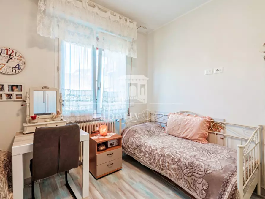 Immagine 17 di Appartamento in vendita  in Via Anime del Purgatorio a Salò