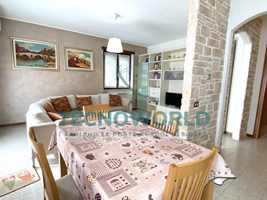 Immagine 10 di Casa trifamiliare in vendita  in Via Sette comuni a Thiene