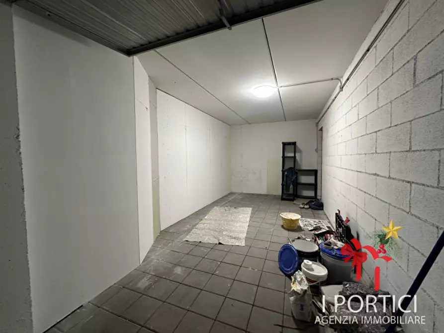 Immagine 2 di Garage in affitto  in Via Nuova Moglianese Peseggia a Scorzè