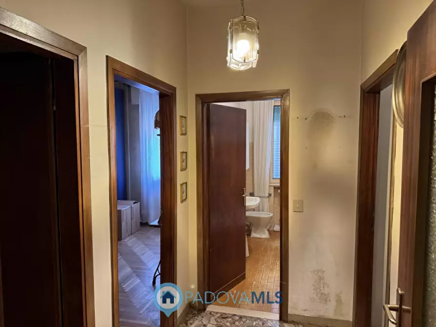 Immagine 9 di Appartamento in vendita  in VIA DIGNANO a Padova