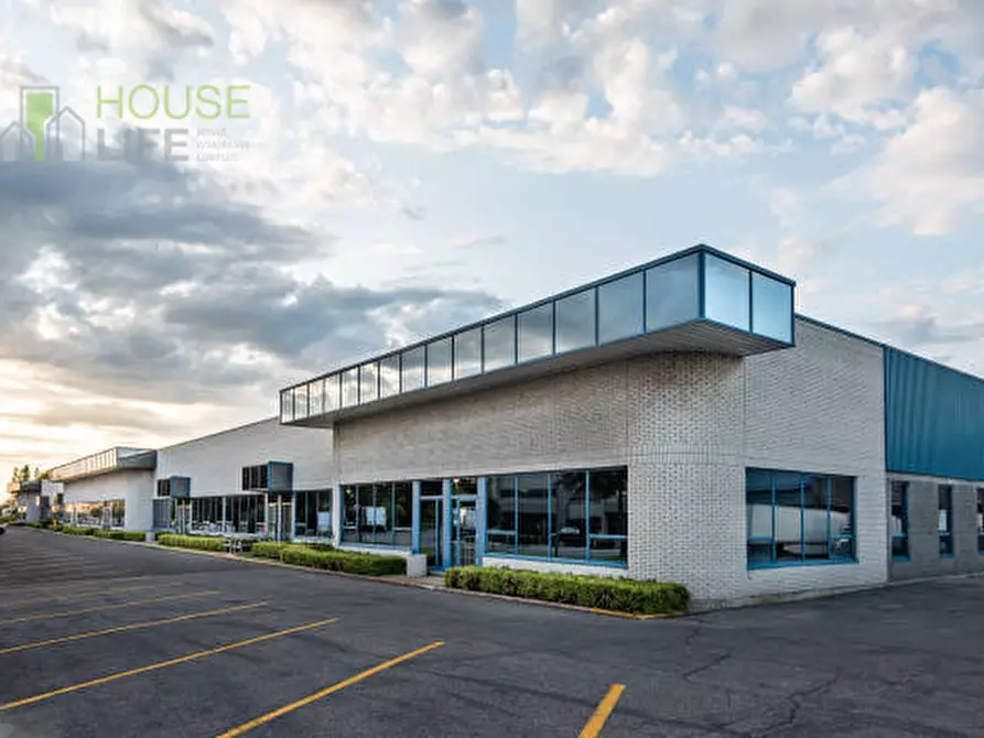 Immagine 11 di Capannone industriale in vendita  a Zanè