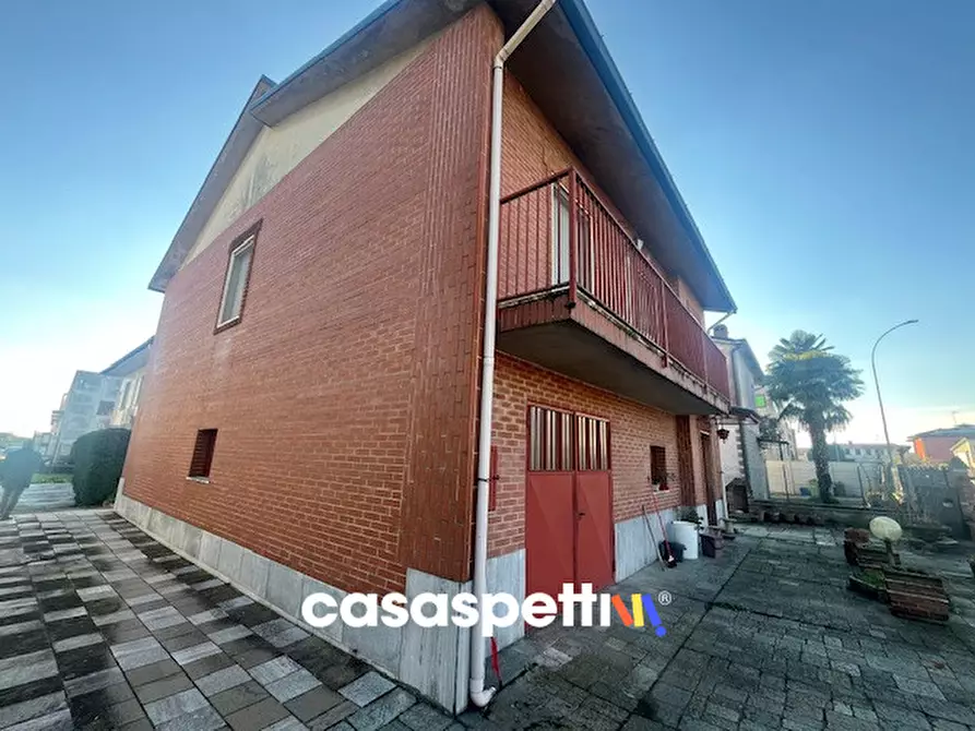 Immagine 3 di Villa in vendita  in via stelvio a Siziano