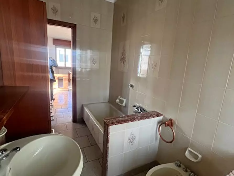 Immagine 39 di Villa in vendita  in via stelvio a Siziano