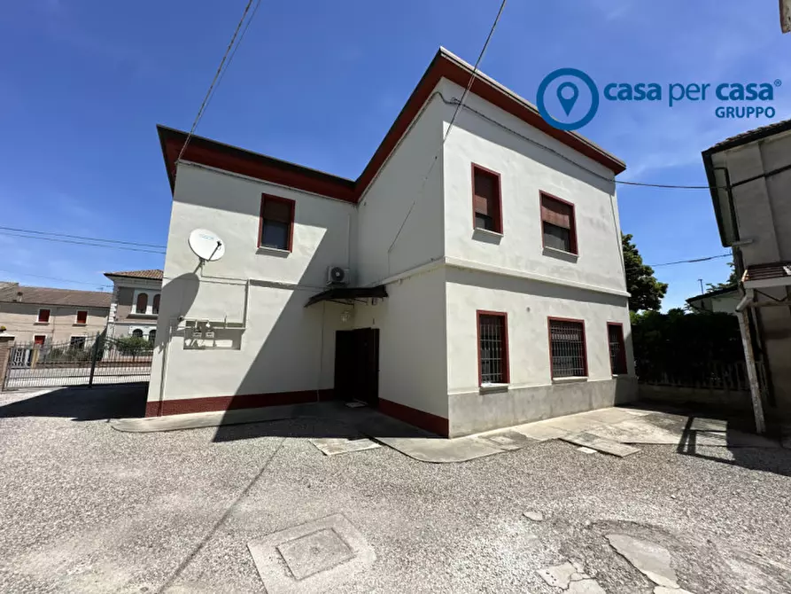 Immagine 8 di Casa indipendente in vendita  in Via Giuseppe Garibaldi 39 a Riva Del Po