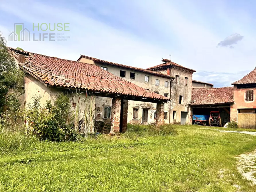 Immagine 1 di Rustico / casale in vendita  in Strada delle cave a Breganze