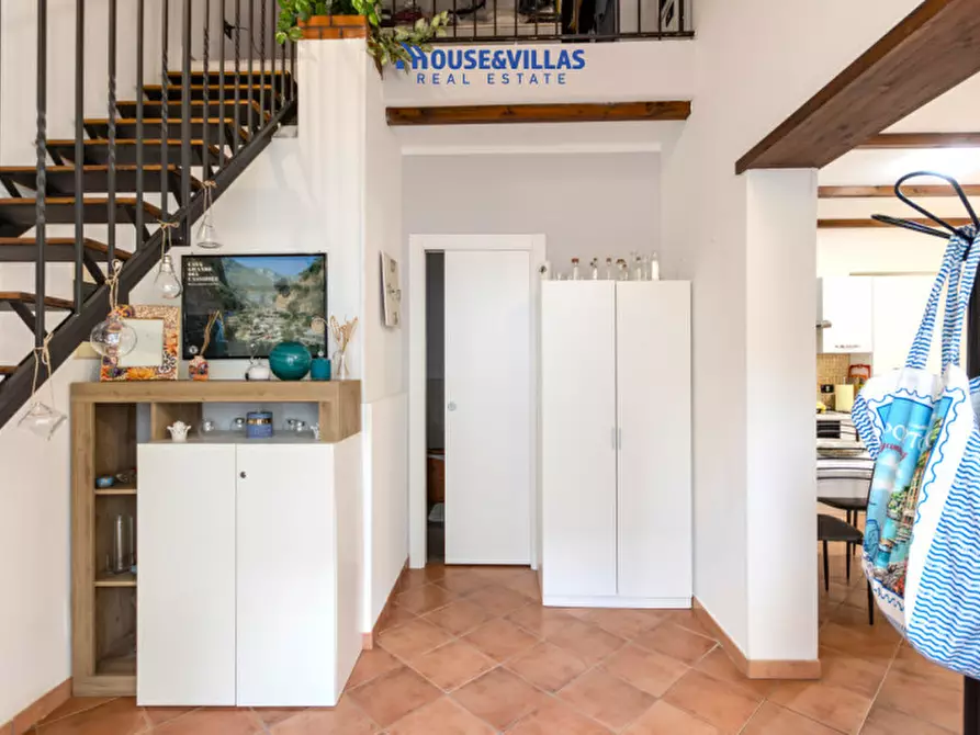 Immagine 2 di Loft/Open space in vendita  in Cortile Lionello a Avola