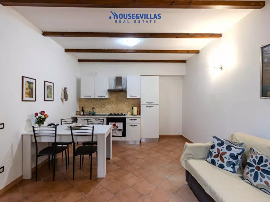 Immagine 5 di Loft/Open space in vendita  in Cortile Lionello a Avola