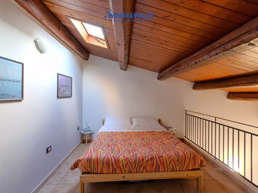 Immagine 9 di Loft/Open space in vendita  in Cortile Lionello a Avola
