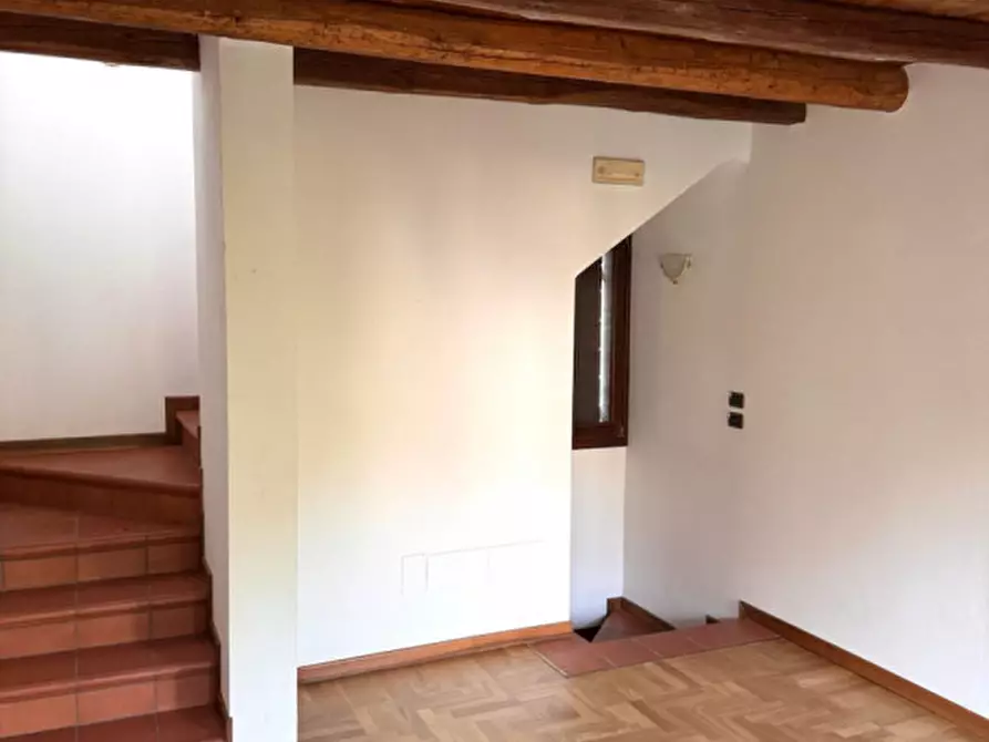 Immagine 9 di Villetta a schiera in vendita  a Giavera Del Montello