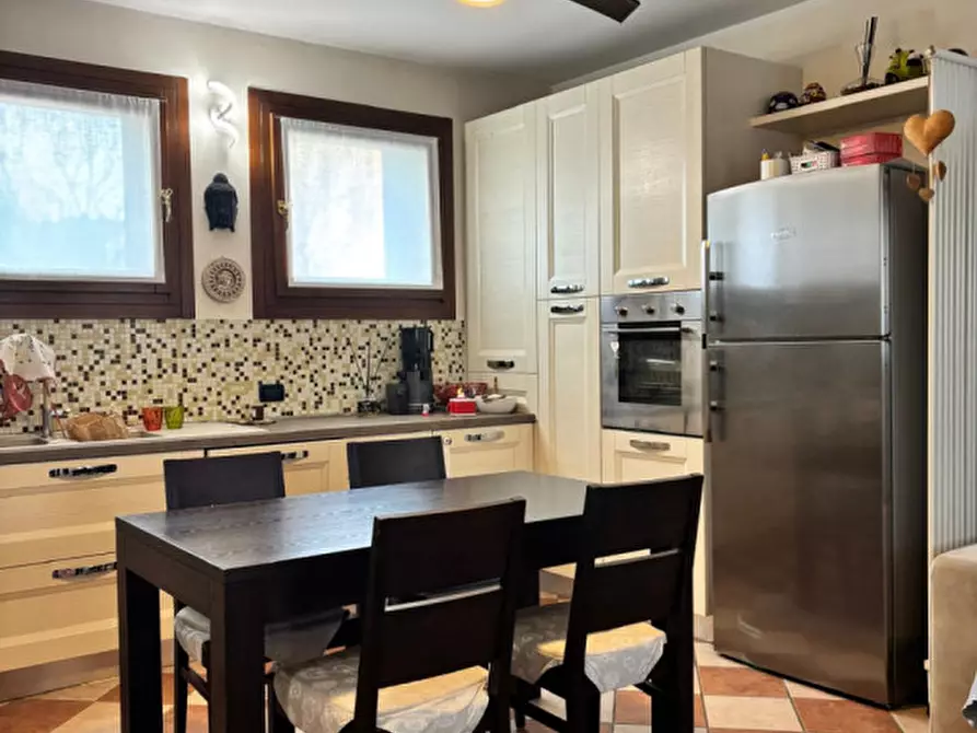 Immagine 9 di Villetta a schiera in vendita  a Lonigo