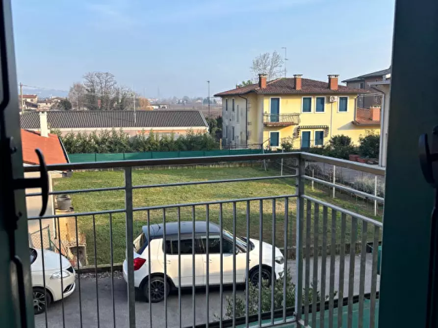 Immagine 17 di Villetta a schiera in vendita  a Lonigo
