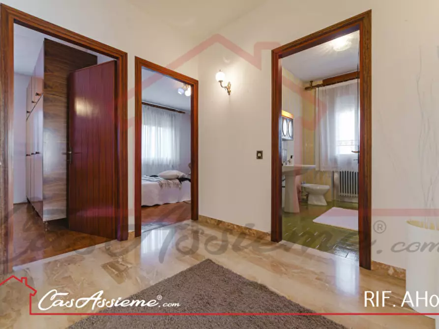 Immagine 19 di Casa indipendente in vendita  a Riese Pio x