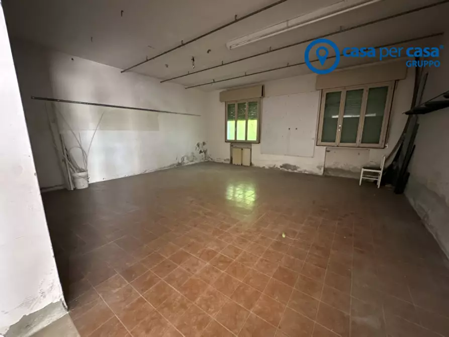 Immagine 3 di Magazzino in vendita  in Via Giuseppe Garibaldi 39 a Riva Del Po