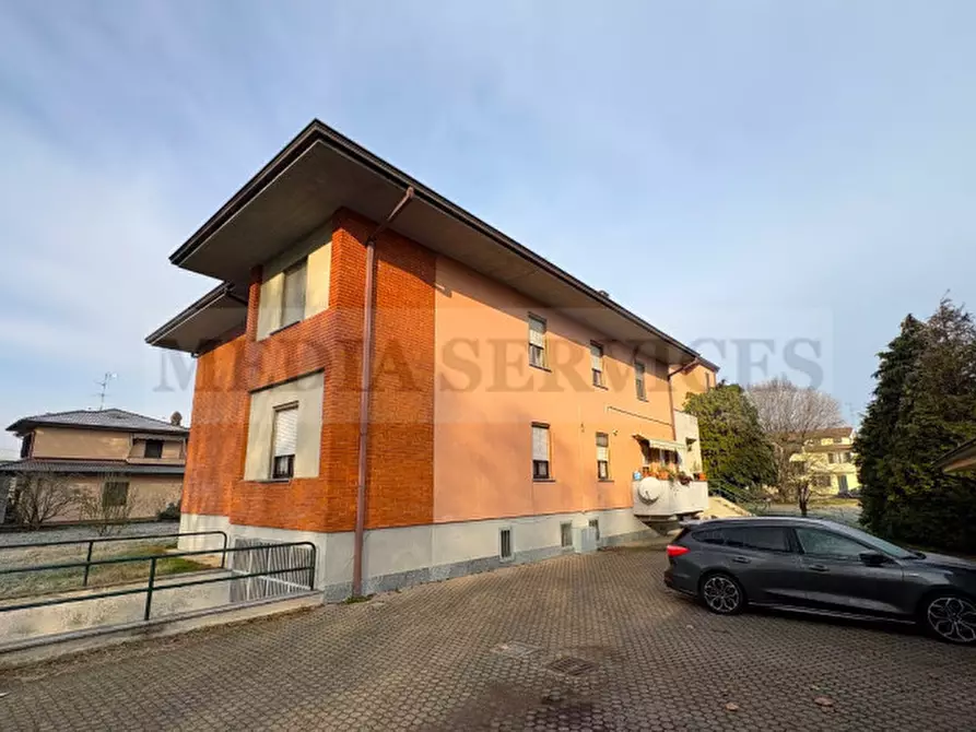 Immagine 5 di Appartamento in vendita  in via San Francesco d'Assisi n° 7 a Sannazzaro De' Burgondi