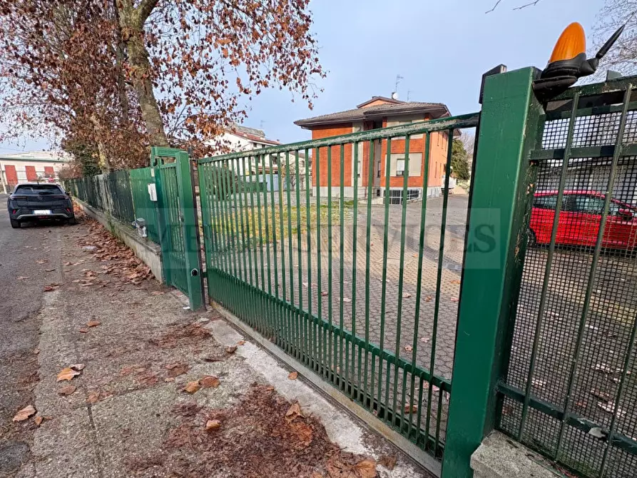 Immagine 8 di Appartamento in vendita  in via San Francesco d'Assisi n° 7 a Sannazzaro De' Burgondi