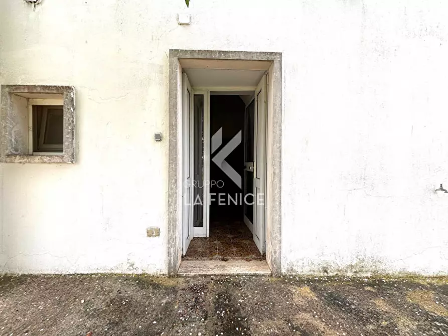 Immagine 18 di Rustico / casale in vendita  in via ostuni 139 a Martina Franca