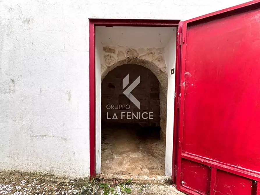Immagine 41 di Rustico / casale in vendita  in via ostuni 139 a Martina Franca