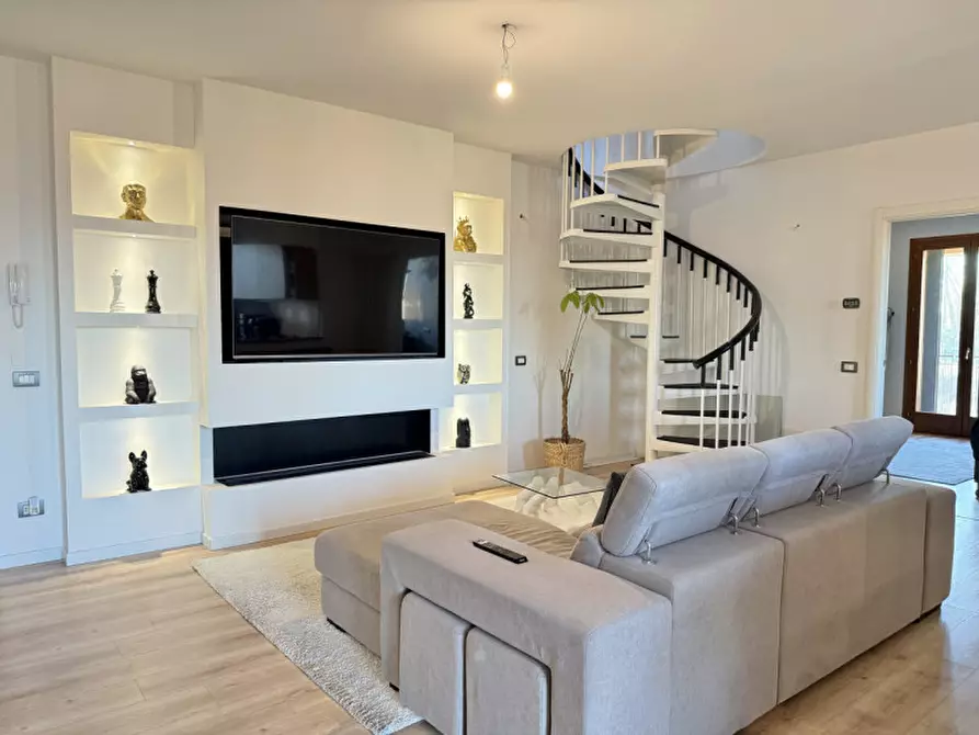 Immagine 6 di Appartamento in vendita  in Via Gino Cortelazzo a Este