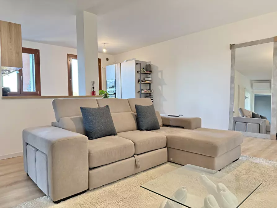 Immagine 7 di Appartamento in vendita  in Via Gino Cortelazzo a Este