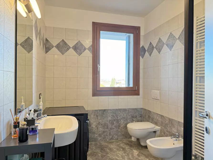 Immagine 14 di Appartamento in vendita  in Via Gino Cortelazzo a Este