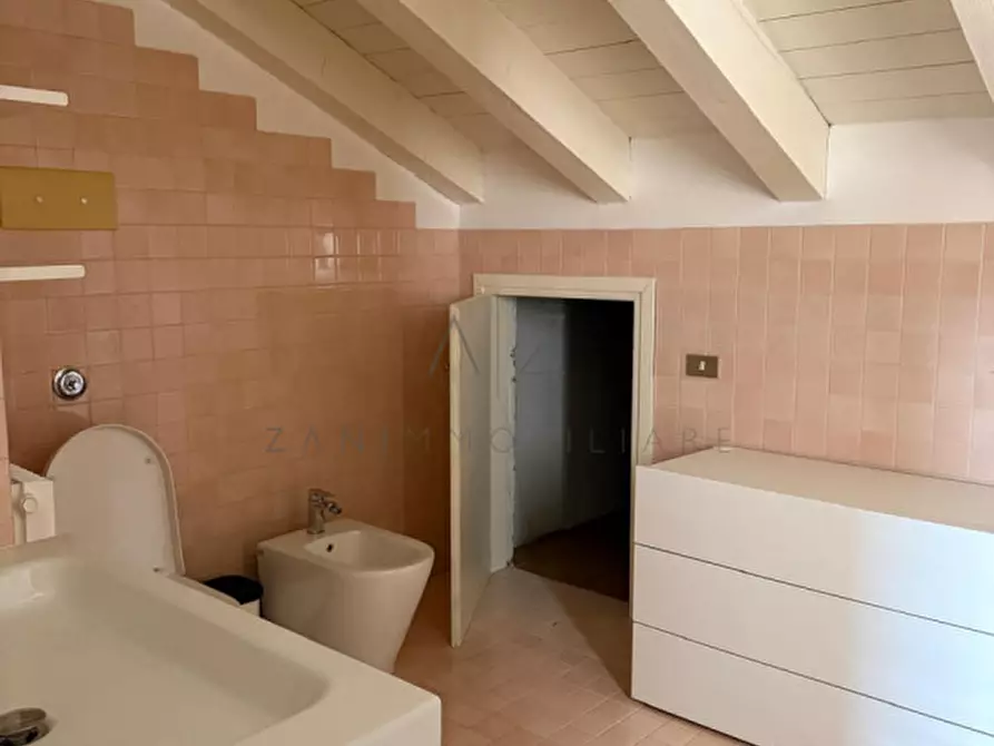 Immagine 17 di Attico in affitto  in Via Riccati a Castelfranco Veneto