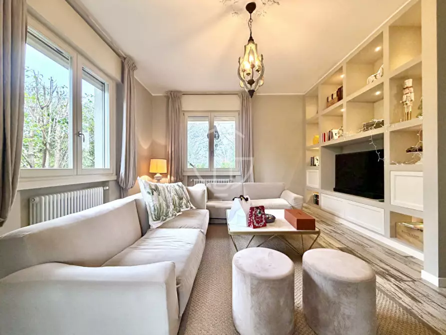 Immagine 16 di Villa in vendita  in Via Dei Colli a Lonato del Garda