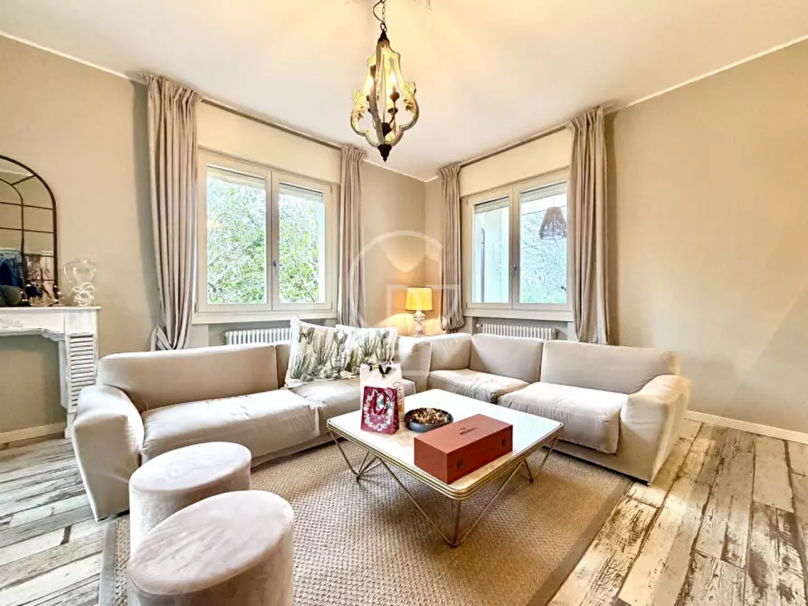 Immagine 18 di Villa in vendita  in Via Dei Colli a Lonato del Garda