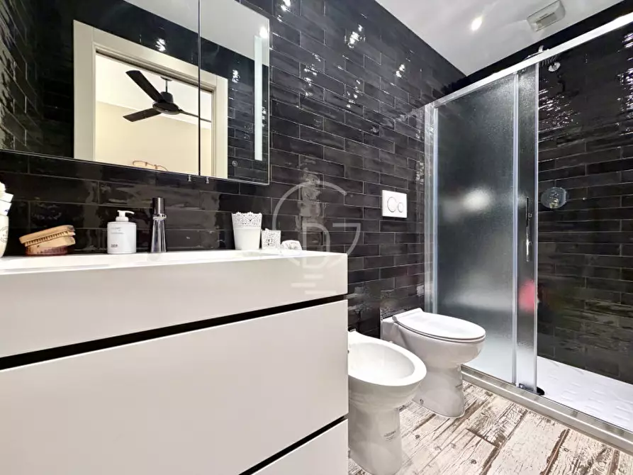 Immagine 28 di Villa in vendita  in Via Dei Colli a Lonato del Garda