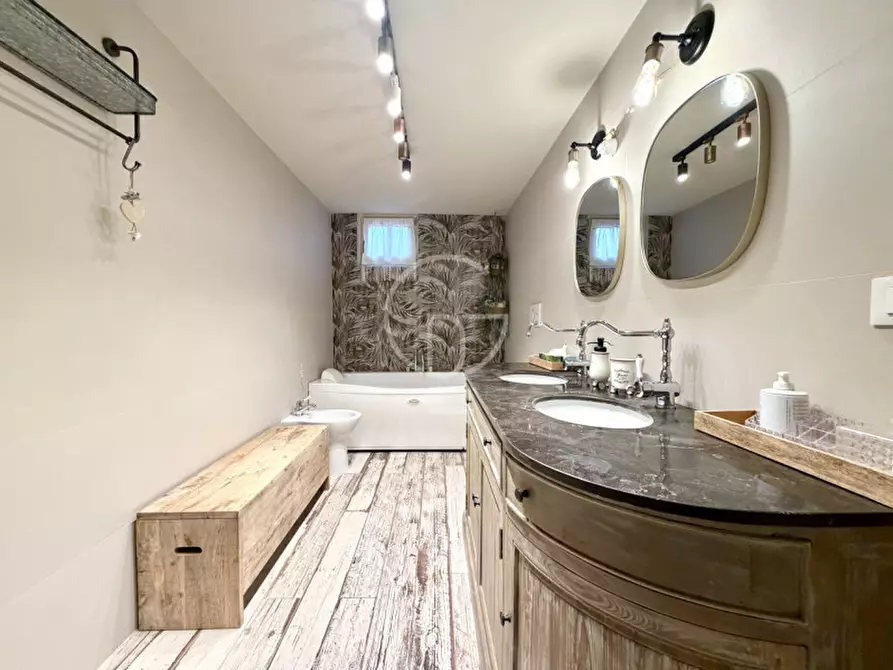 Immagine 36 di Villa in vendita  in Via Dei Colli a Lonato del Garda