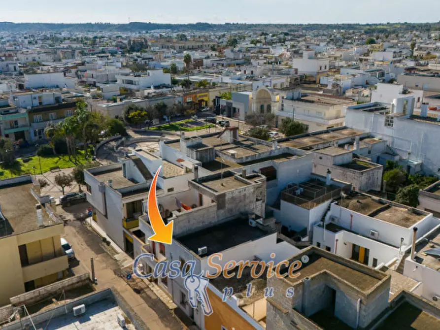 Immagine 1 di Casa indipendente in vendita  in Via IV Novembre a Racale