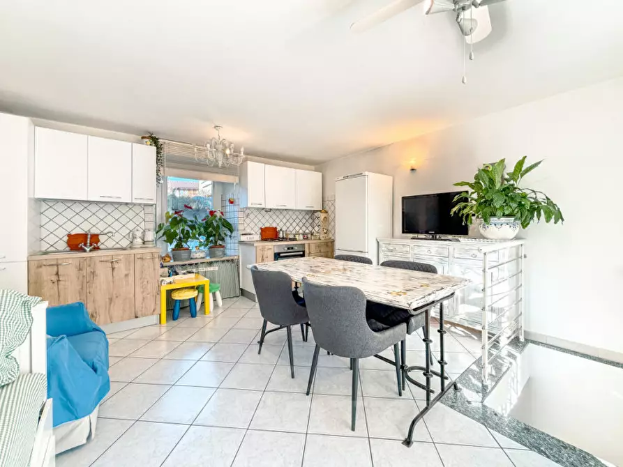 Immagine 13 di Casa bifamiliare in vendita  in Via Antonio Pacinotti 10 a Omegna