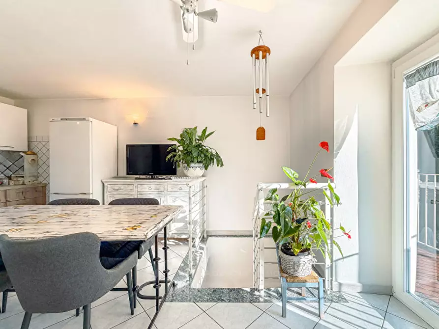 Immagine 15 di Casa bifamiliare in vendita  in Via Antonio Pacinotti 10 a Omegna