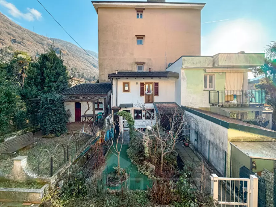 Immagine 38 di Casa bifamiliare in vendita  in Via Antonio Pacinotti 10 a Omegna