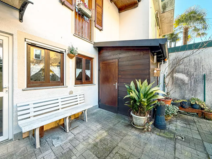 Immagine 40 di Casa bifamiliare in vendita  in Via Antonio Pacinotti 10 a Omegna