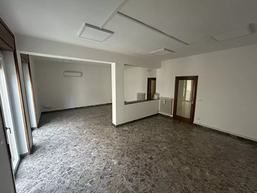 Immagine 19 di Ufficio in affitto  in Via Giuseppe Zanardelli 7 a Lecce