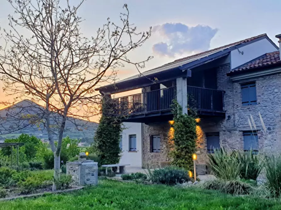 Immagine 1 di Rustico / casale in vendita  in Via Bagno a Cinto Euganeo