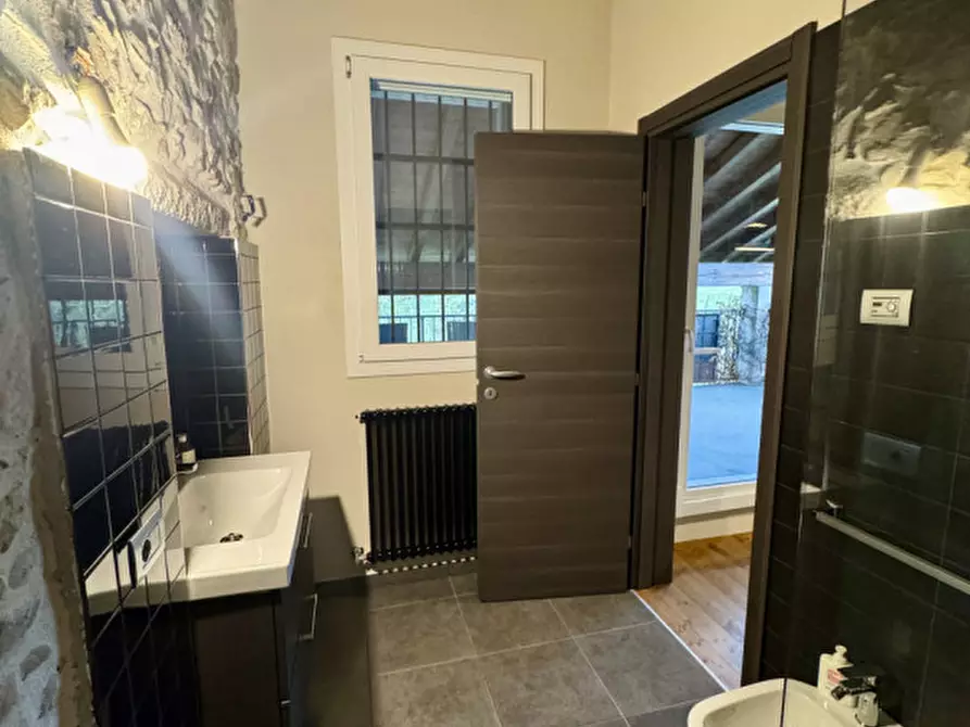 Immagine 15 di Rustico / casale in vendita  in Via Bagno a Cinto Euganeo