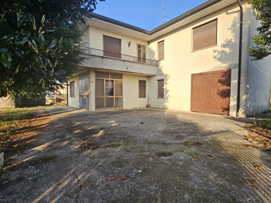 Immagine 1 di Casa indipendente in vendita  in via san gabriele 30 a Bovolenta